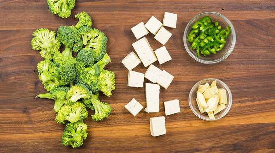 Vegan_Coconut_Tofu_Bowl_Step-1 Vegan_Coconut_Tofu_Bowl_Step-1
