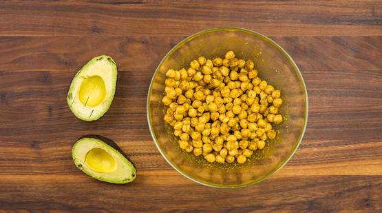 Vegan_Indian_Chickpea_Bowl_Step-1 Vegan_Indian_Chickpea_Bowl_Step-1