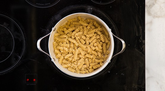 Cook the pasta Cook the pasta