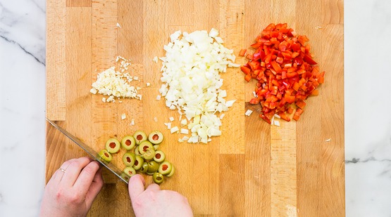 Prepare the vegetables Prepare the vegetables