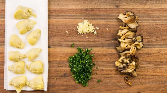 Vegan_Wild Mushroom and Artichoke Fettuccine_Step_2 Vegan_Wild Mushroom and Artichoke Fettuccine_Step_2