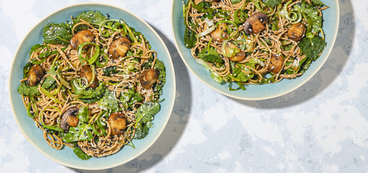 Zaru Soba garlic mushrooms &kale salad, spicy scallion dressig