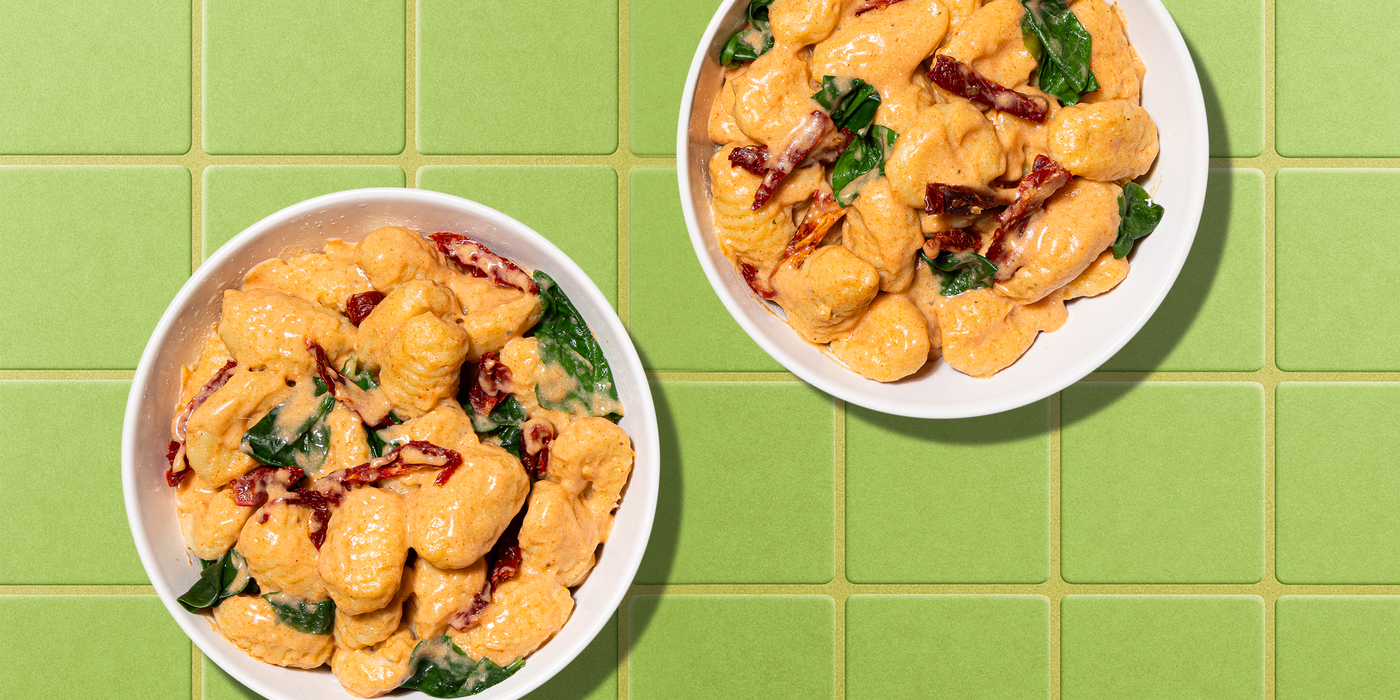 Gnocchi Alfredo spinach, sun dried tomato