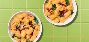 Gnocchi Alfredo spinach, sun dried tomato