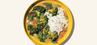 Island Curry coconut curry, broccoli, baby kale