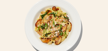 Spinach-Mushroom Mafaldine shallot sauce, lemon-thyme breadcrumbs