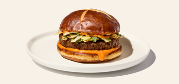 Gochujang Burgers spicy slaw, gochujang mayo
