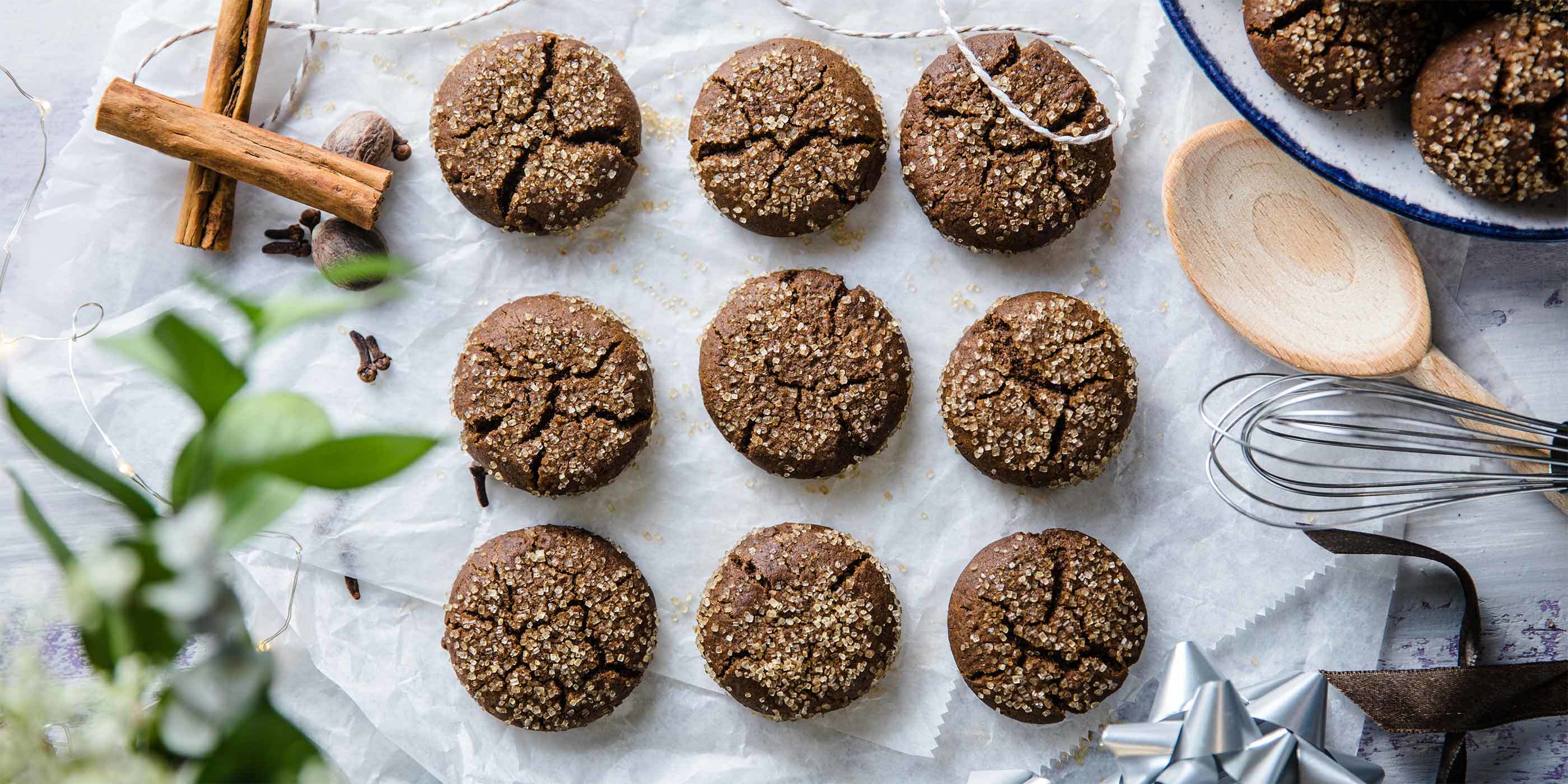 Molasses Crinkle Cookies PlantBased Recipes