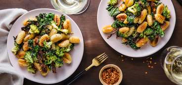 Tuscan-style Gnocchi with Sun Dried Tomatoes & Broccoli