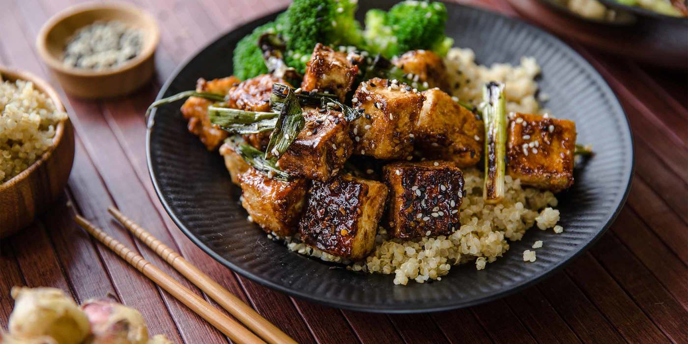 1400 700 vegan generaltsotofu hero