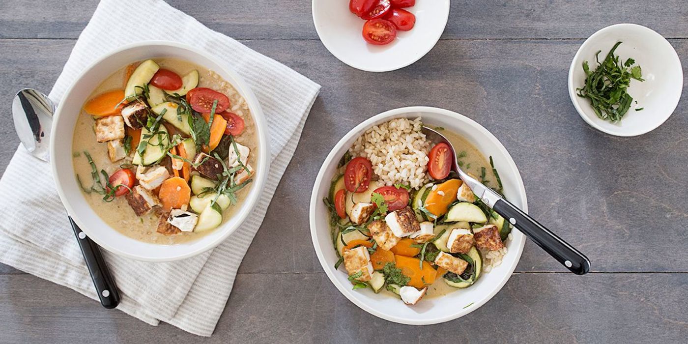 Thai Coconut Curry with Tofu, Zucchini and Cherry Tomatoes