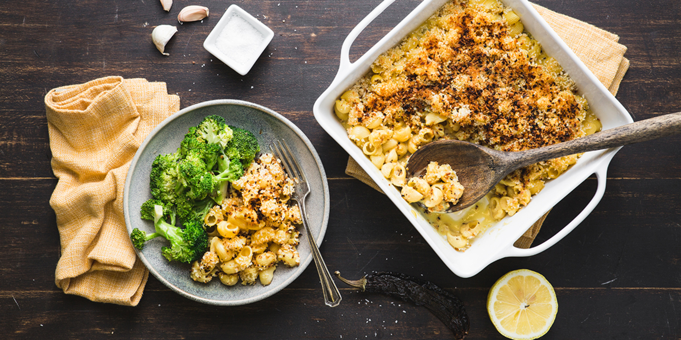 Creamy Mac n’ Cheese with Green Chiles and Garlic Broccoli