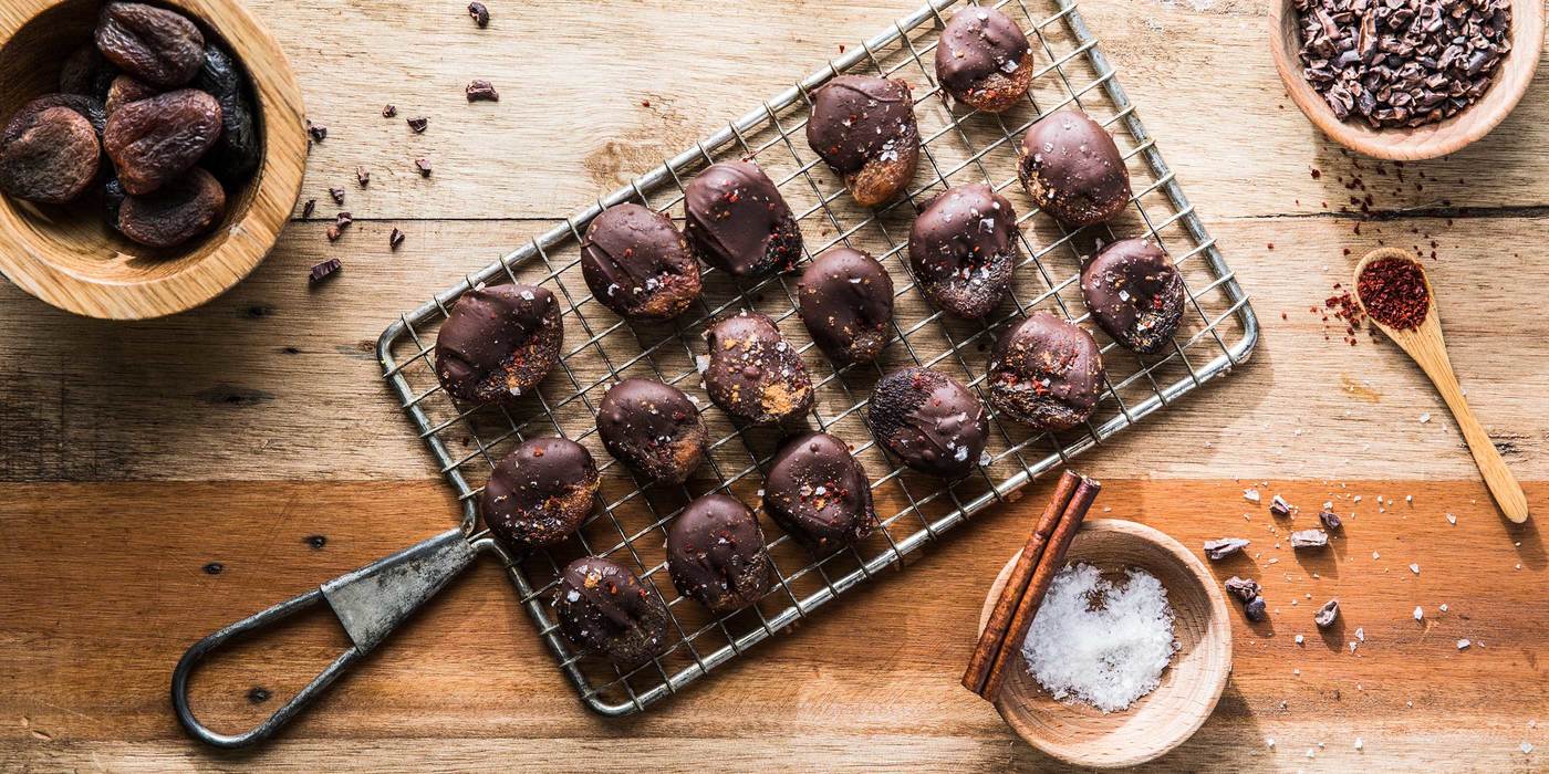 Chocolate Dipped Spiced Apricots