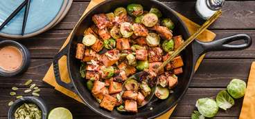 368 173 vegan tb12 tempehskillet hero 1