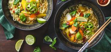 368 173 vegan vietnameseramen hero 3