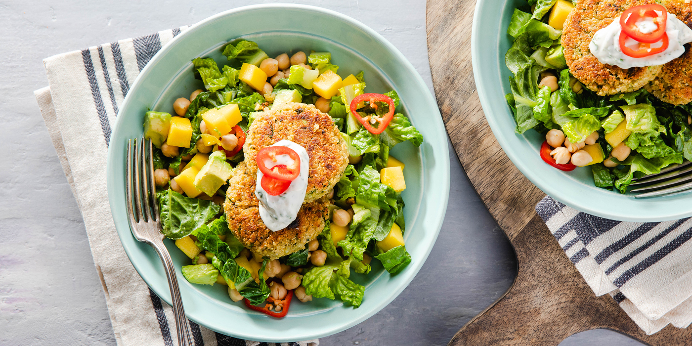 Avocado Chickpea Burgers with Cilantro Mayo & Mango Salad Avocado Chickpea Burgers with Cilantro Mayo & Mango Salad