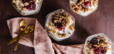Raspberry Jam Overnight Oats with Ceylon Cinnamon Crunch