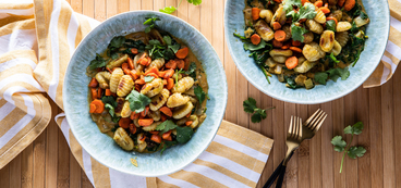 368 173 vegan crispythaignocchiwithyellowcurry hero