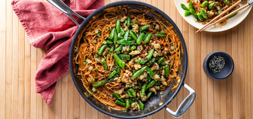 368 173 vegan gochujangpeanutnoodleswithtempehandsnappeas hero