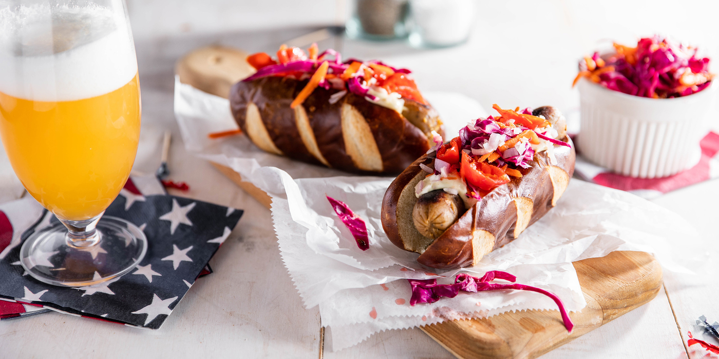 Italian Sausages with Dijonnaise & Carrot Slaw Italian Sausages with Dijonnaise & Carrot Slaw