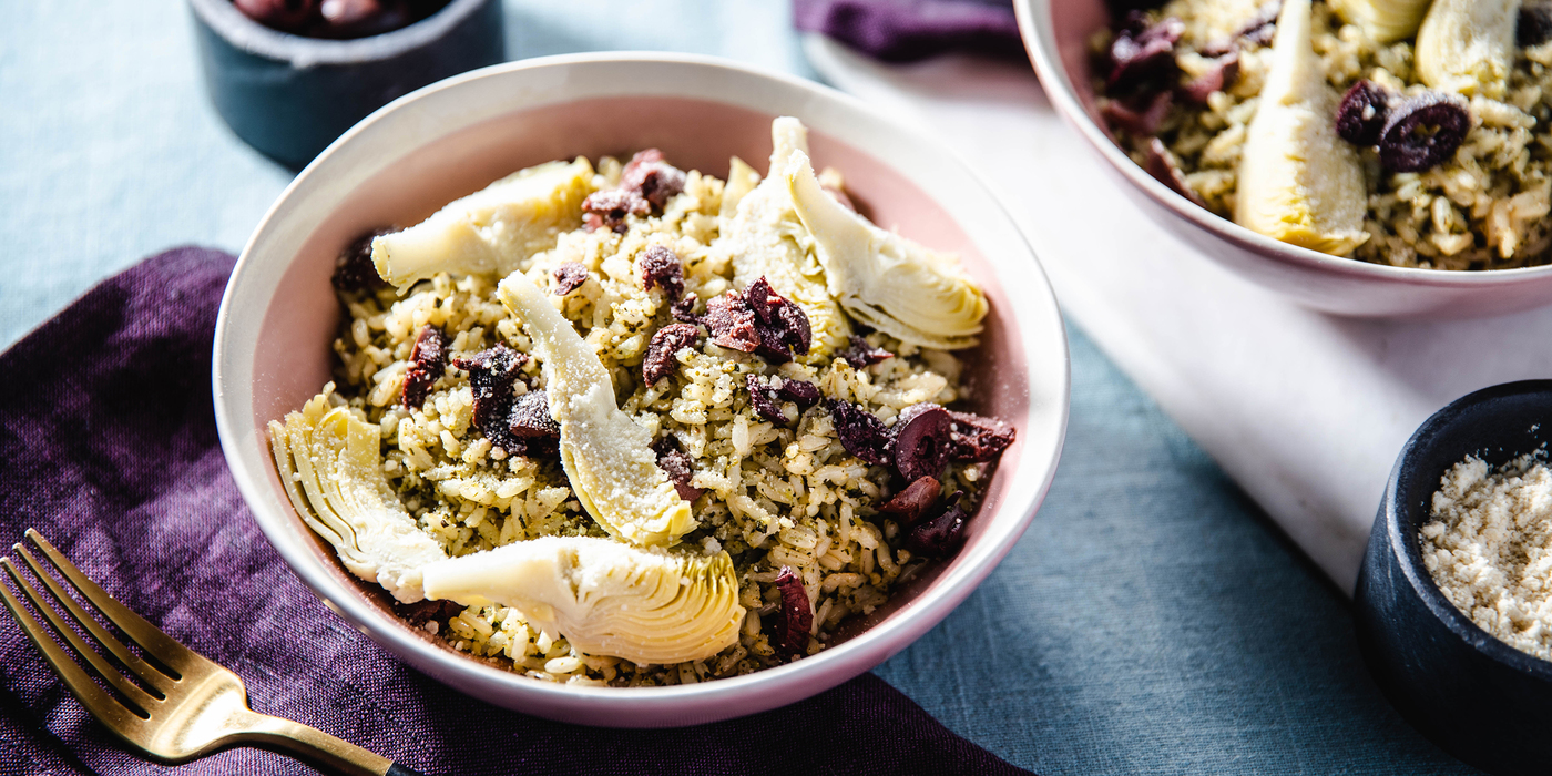 Brown Rice Pesto Bowls with Artichoke Hearts & Parmesan Cheese Brown Rice Pesto Bowls with Artichoke Hearts & Parmesan Cheese