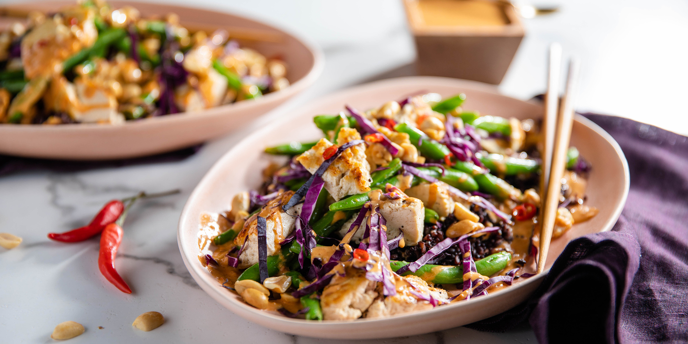 Tofu Peanut Stir-Fry with Charred Green Beans & Midnight Grains Tofu Peanut Stir-Fry with Charred Green Beans & Midnight Grains