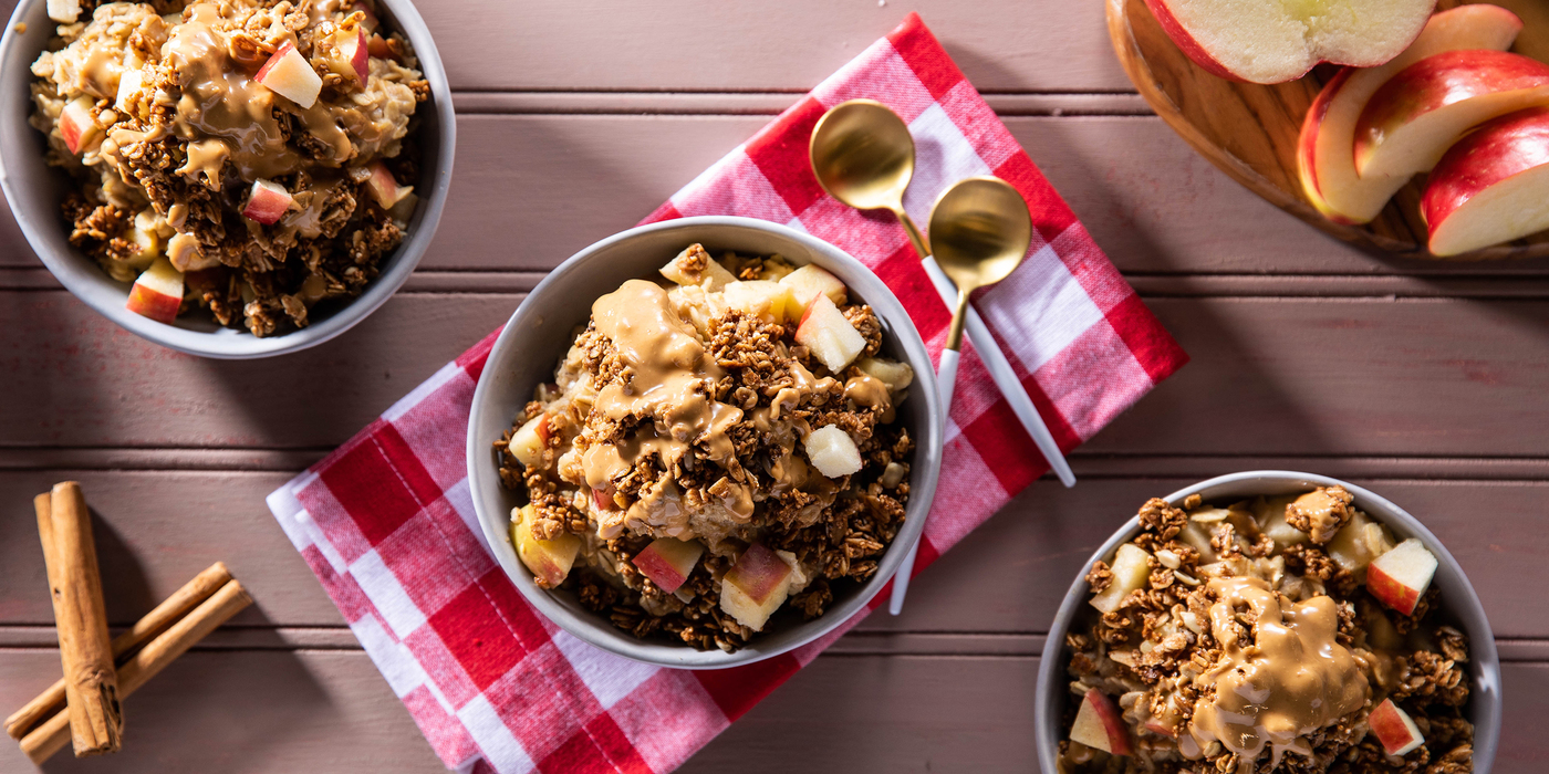Apple Pie Overnight Oats with Cashew Butter & Cinnamon Apple Pie Overnight Oats with Cashew Butter & Cinnamon