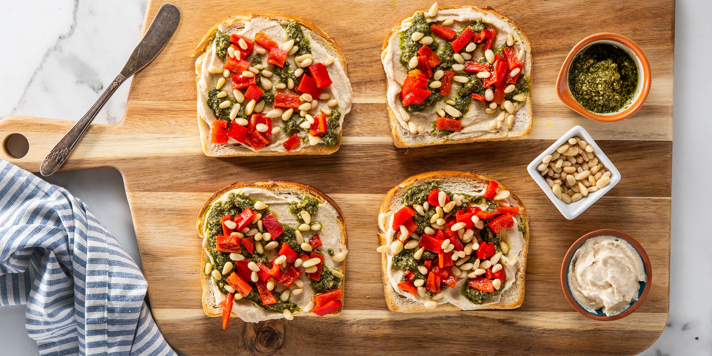 Hummus Toasts with Roasted Red Peppers & Basil Pesto Hummus Toasts with Roasted Red Peppers & Basil Pesto