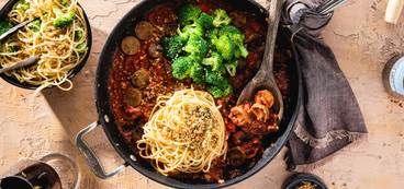 368 173 vegan italian sausage skillet with broccoli caper garlic breadcrumbs hero 1