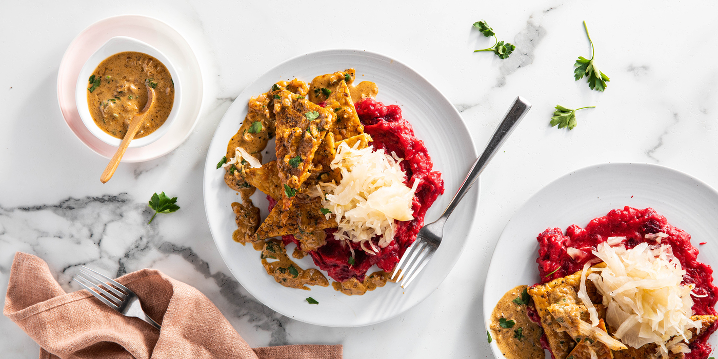 Mustard Glazed Tempeh with Smashed Beets & Sauerkraut Mustard Glazed Tempeh with Smashed Beets & Sauerkraut