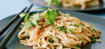 368 173 38b2 4470 640b chili lime noodles a