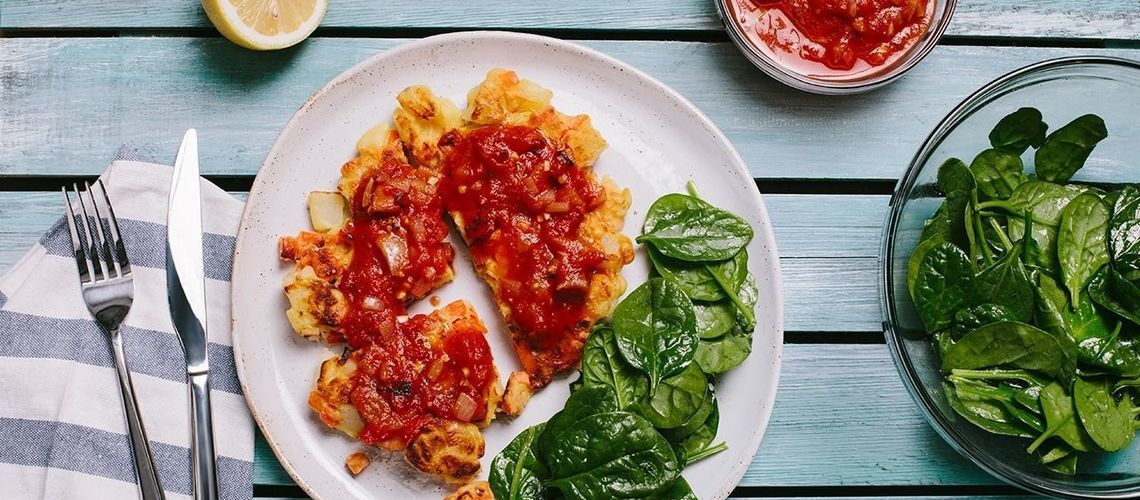 Tortilla Espanola with Spicy Tomato Sauce and Spinach Salad Tortilla Espanola with Spicy Tomato Sauce and Spinach Salad