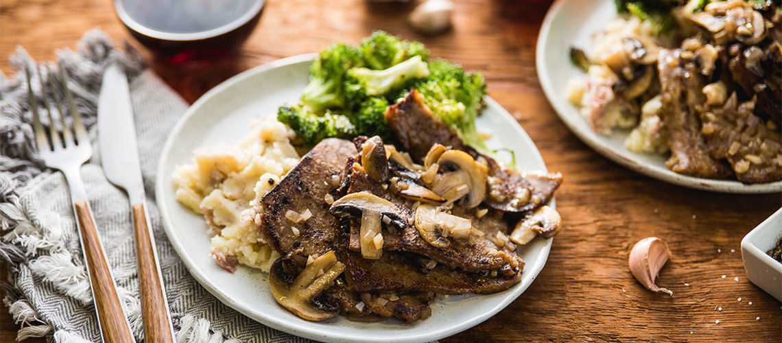 Wicked Healthy Seitan Marsala with Smashed Potatoes and Broccoli Wicked Healthy Seitan Marsala with Smashed Potatoes and Broccoli